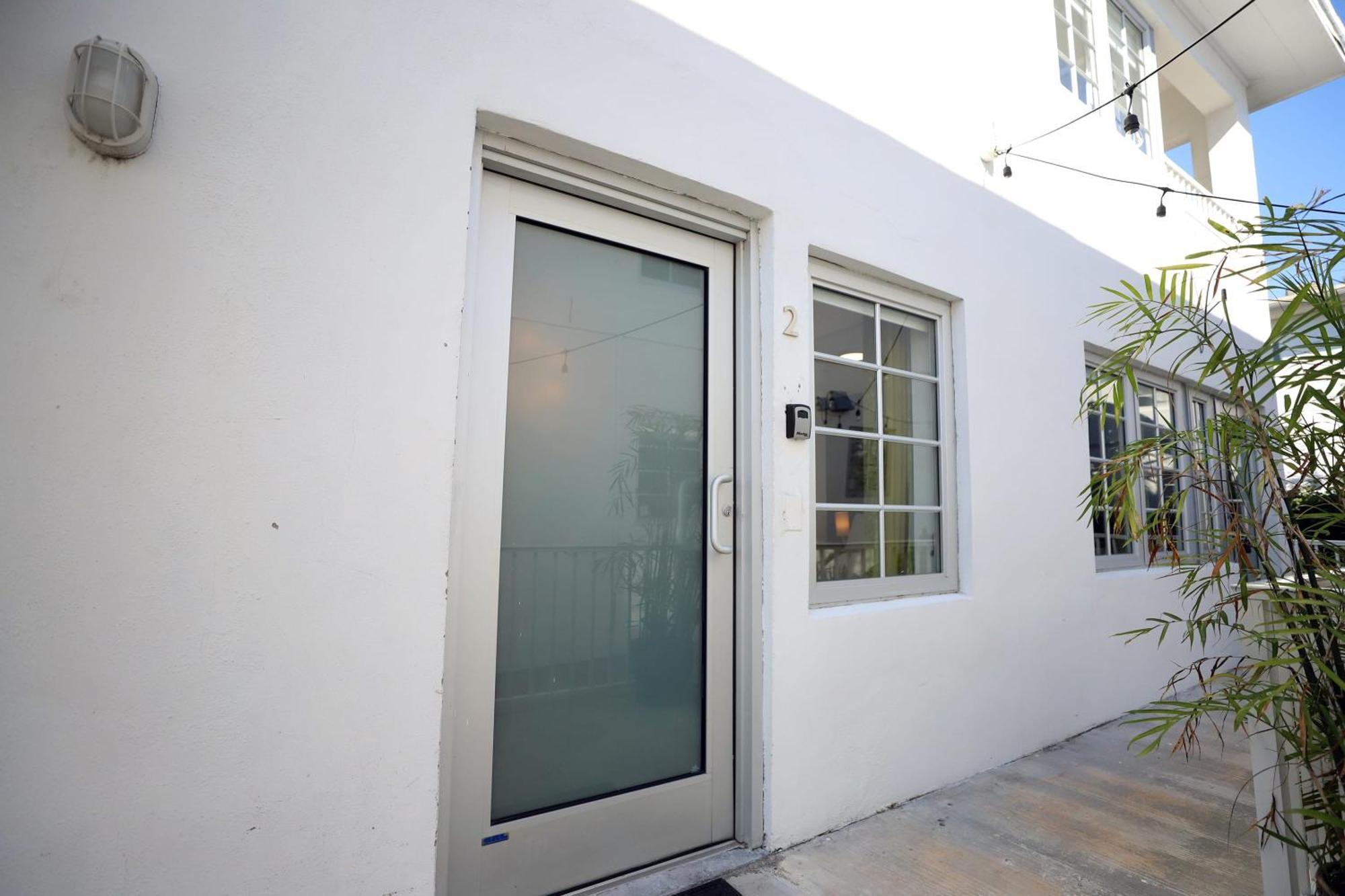 South Beach 2 Bedroom Family Pet Friendly Apartment With Free Parking On Premise 마이애미 비치 외부 사진