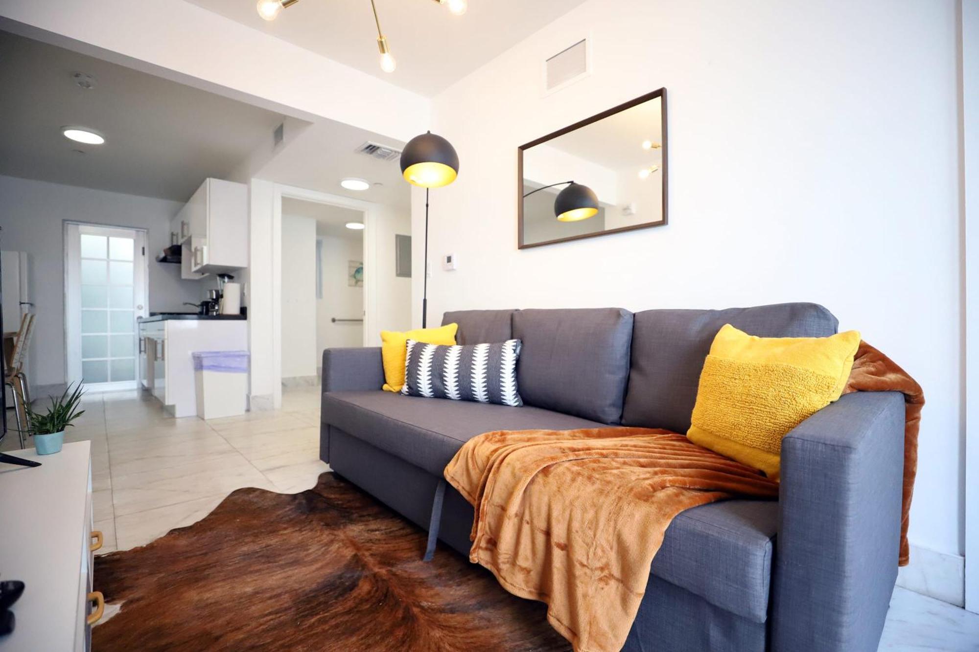 South Beach 2 Bedroom Family Pet Friendly Apartment With Free Parking On Premise 마이애미 비치 외부 사진