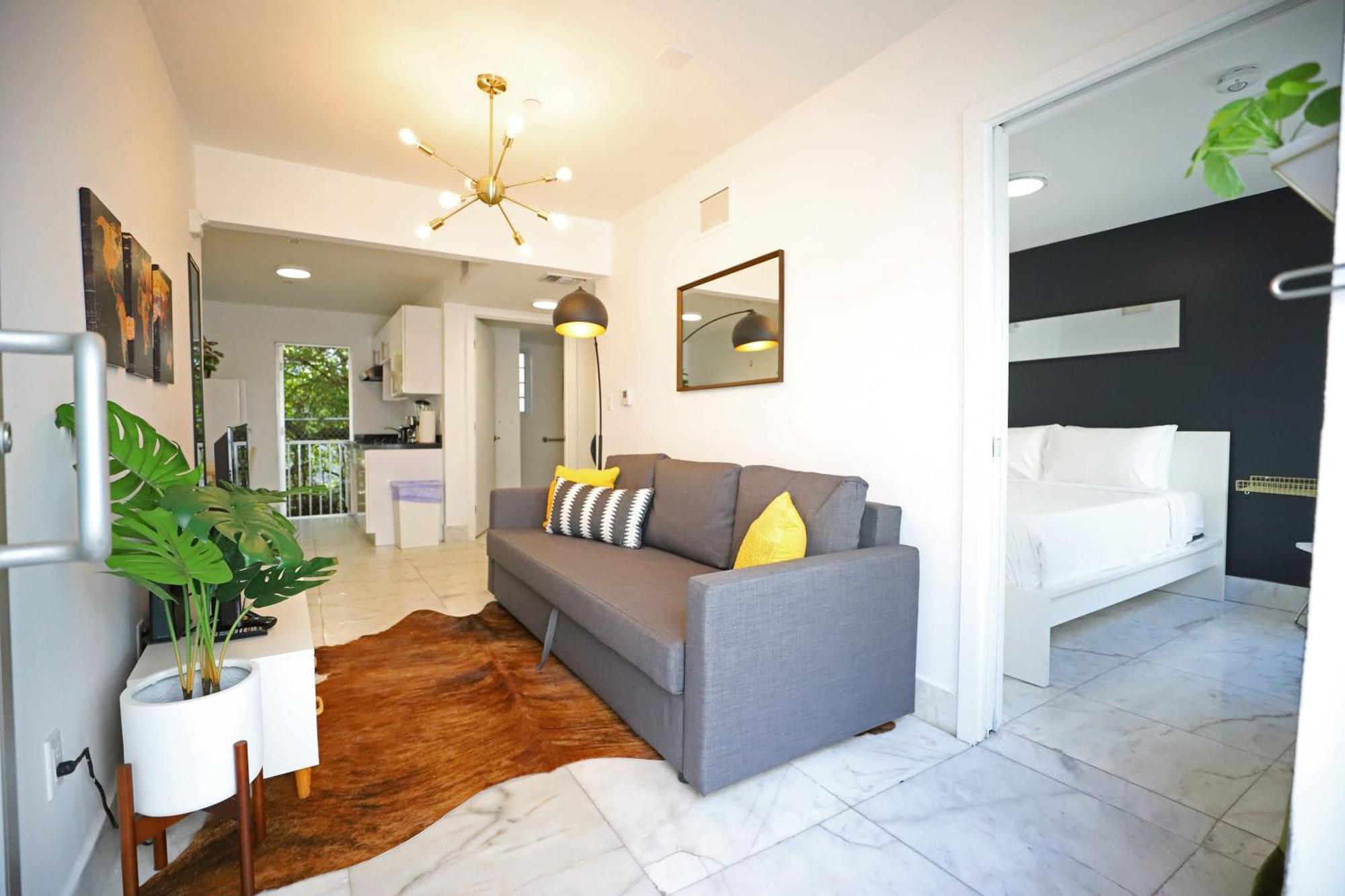 South Beach 2 Bedroom Family Pet Friendly Apartment With Free Parking On Premise 마이애미 비치 외부 사진